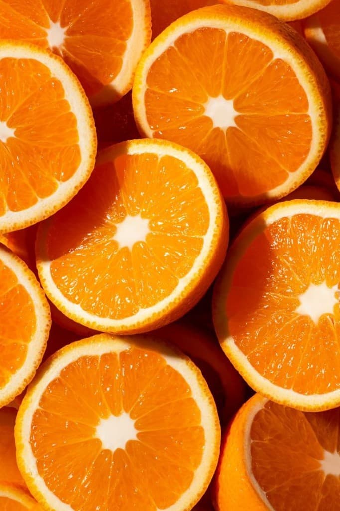 Fresh oranges